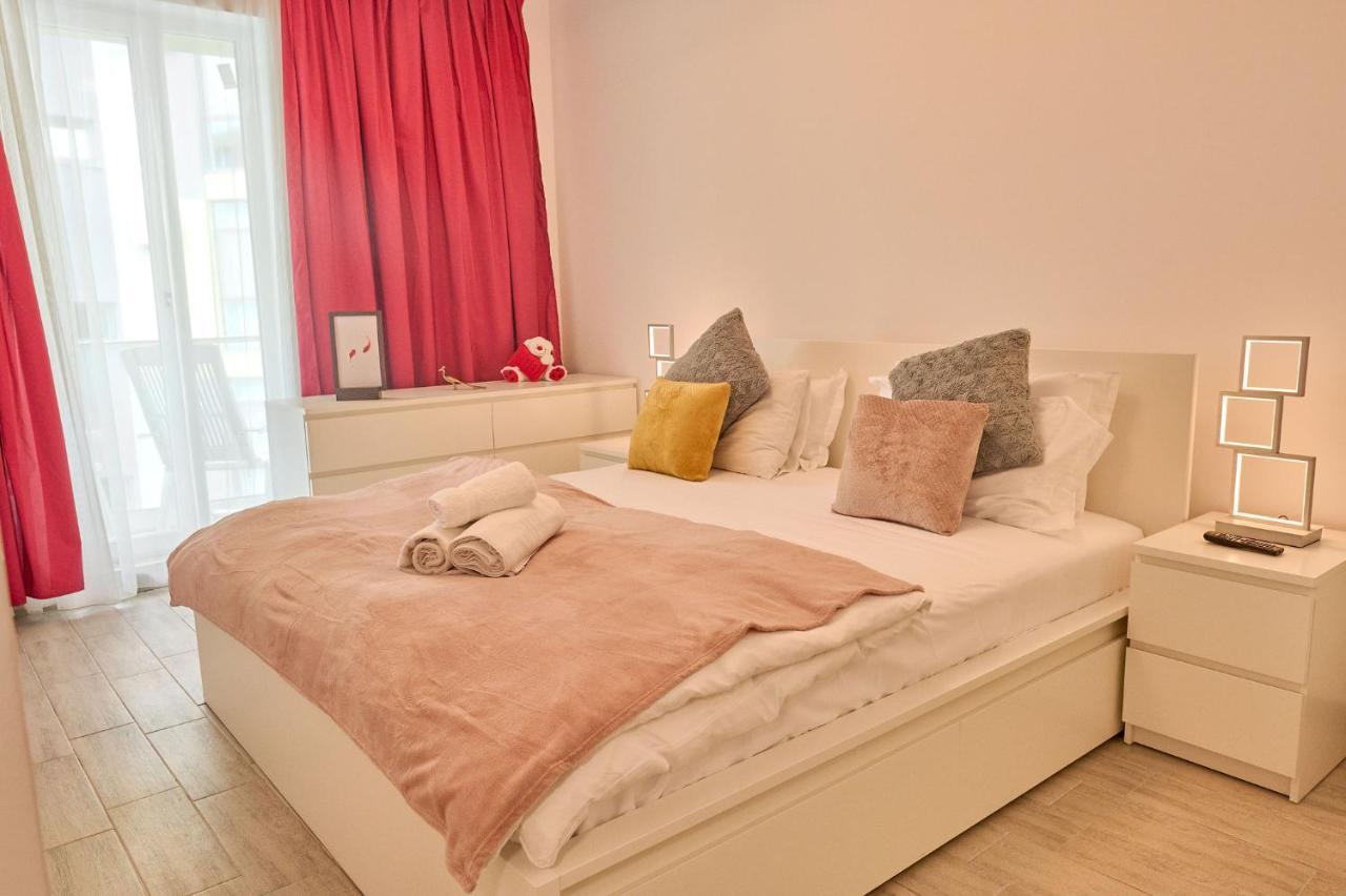Crazy Sea View 1Br Apartment Spa Pools Resort Mamaia Exterior photo